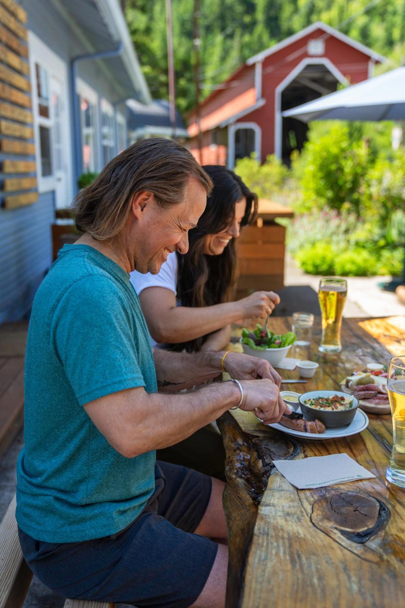 Westfir Lodge & Mountain Market Oakridge Esterno foto